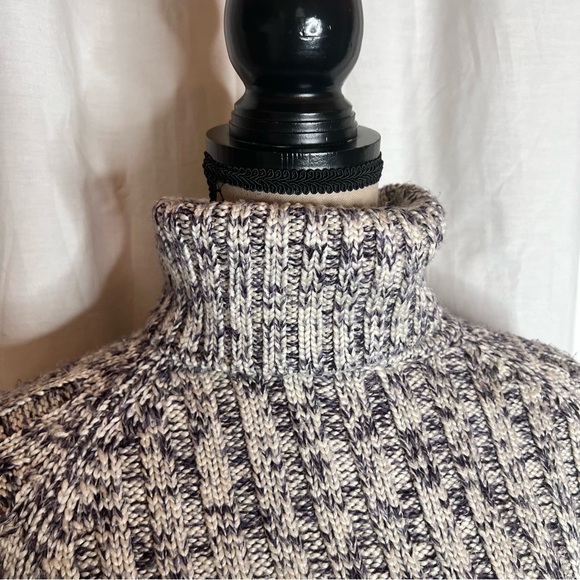 💚Crystal Kobe sweater - Picture 4 of 5